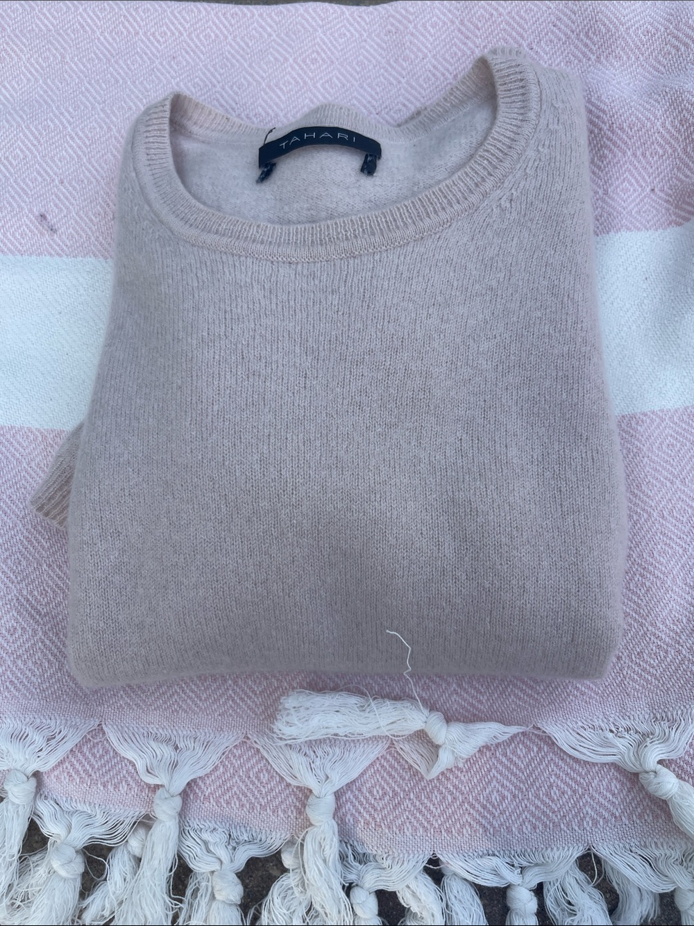 Tahari Women's Cashmere Crewneck Sweater in Light Blush
